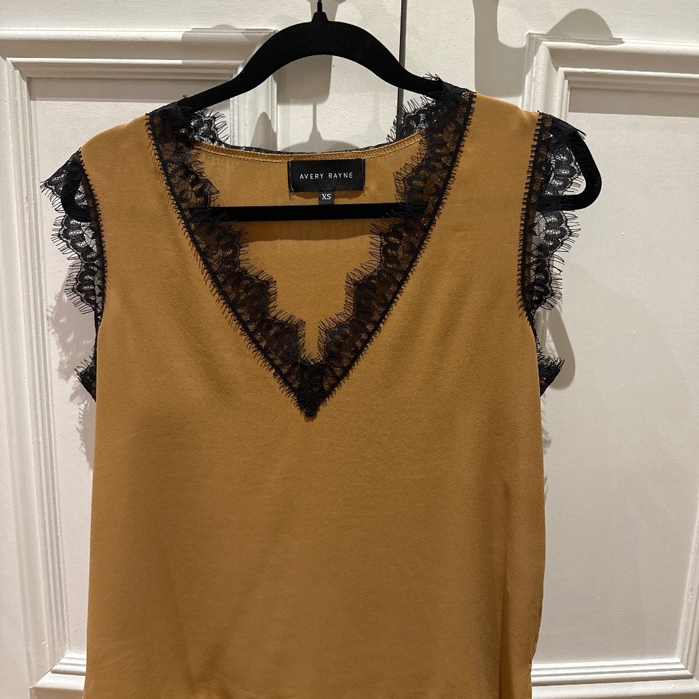 Avery Rayne Gold tank top